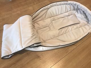 Bugaboo Bee 5 + accesorios de 1300€ a 350€