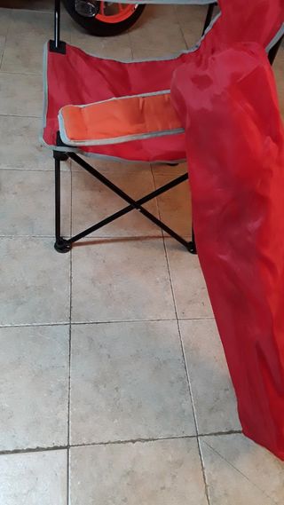 sillas nuevas sin estrenar cada 18.95€