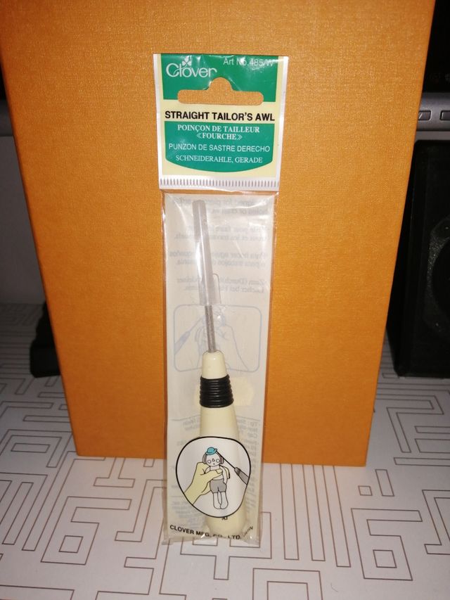 clover punzon de sastre derecho