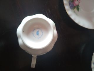 12 tazas con plato, de té