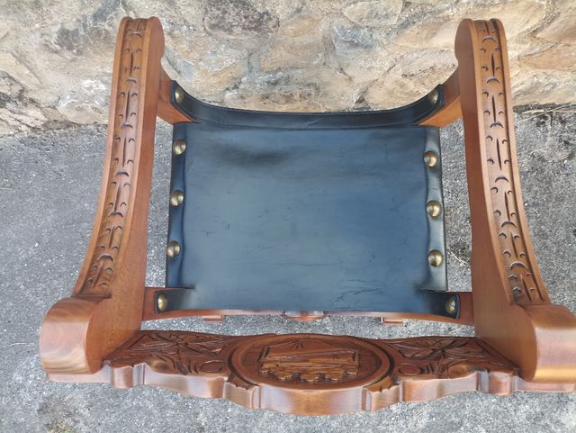 SILLÓN MEDIEVAL ( JAMUGA )