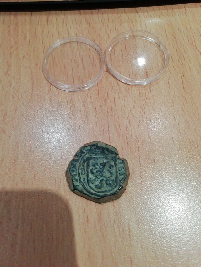 moneda antigua cobre