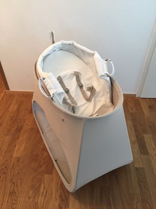 Minicuna más hamaquita marca Stokke