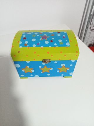 baúl madera pequeño