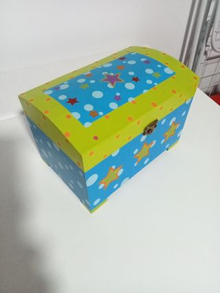 baúl madera pequeño