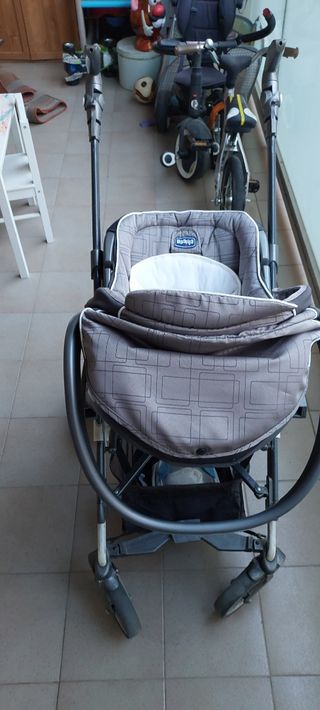 Carro de bebé Chico Trío Living