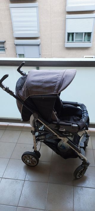 Carro de bebé Chico Trío Living