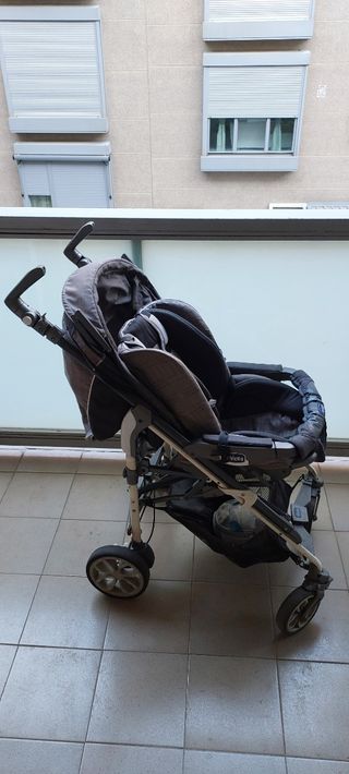 Carro de bebé Chico Trío Living