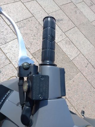 Vendo LmL vestida de Vespa Sprint