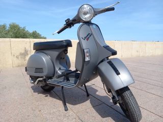 Vendo LmL vestida de Vespa Sprint