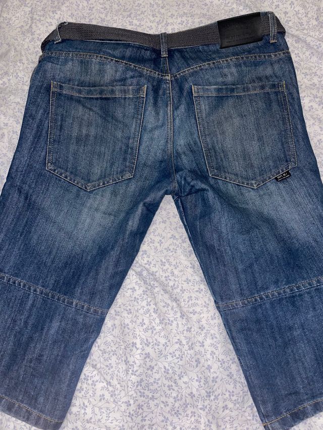 Bermuda azul Talla 42