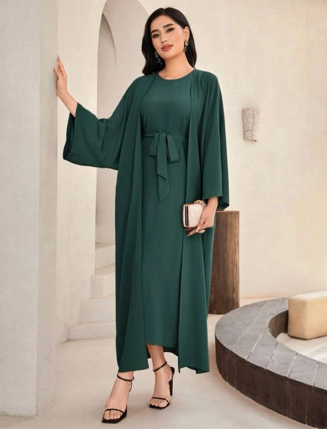 Abaya verde oscuro