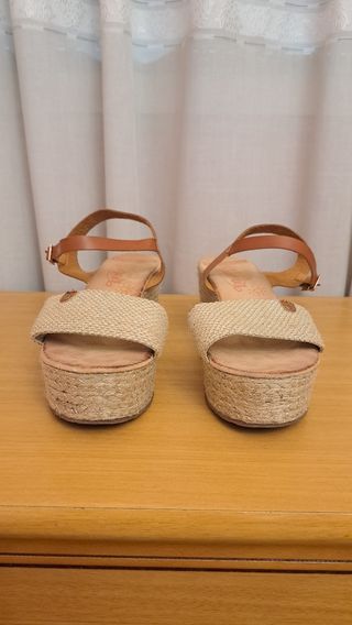 Sandalias de cuña 