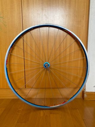 Rueda delantera Mavic Cosmos