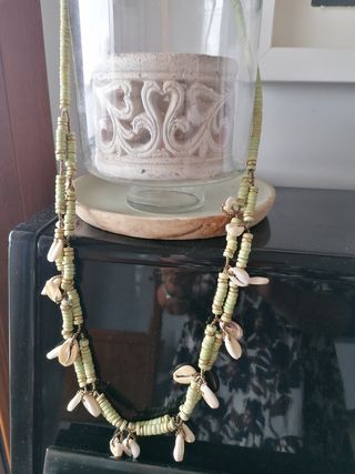 collar verde con Conchas 