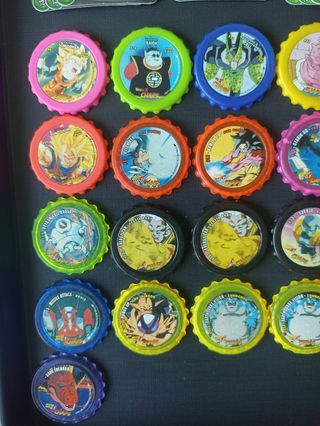 Lote 41 chaps Caps stacks Dragon ball