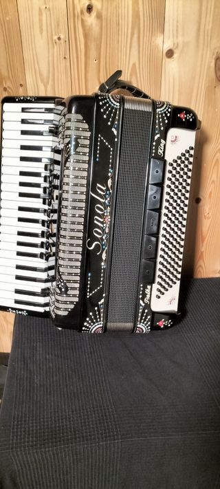 Acordeón Sonola