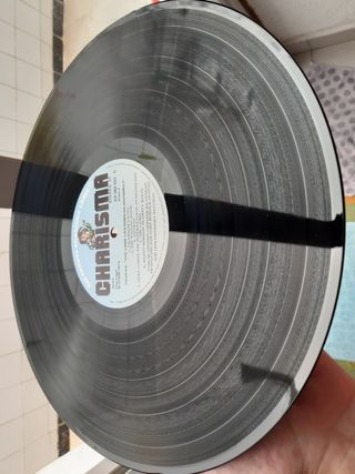 DISCOS DE PINK FLOYD Y GENESIS...