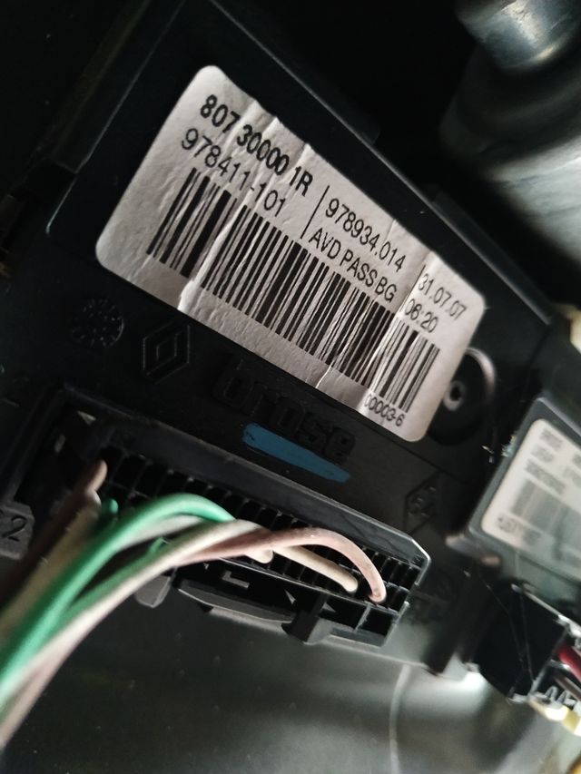 Elevaluna copiloto Renault laguna III 80730000 1R