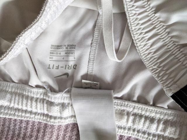 S@ pantalón Nike niño talla 8/10