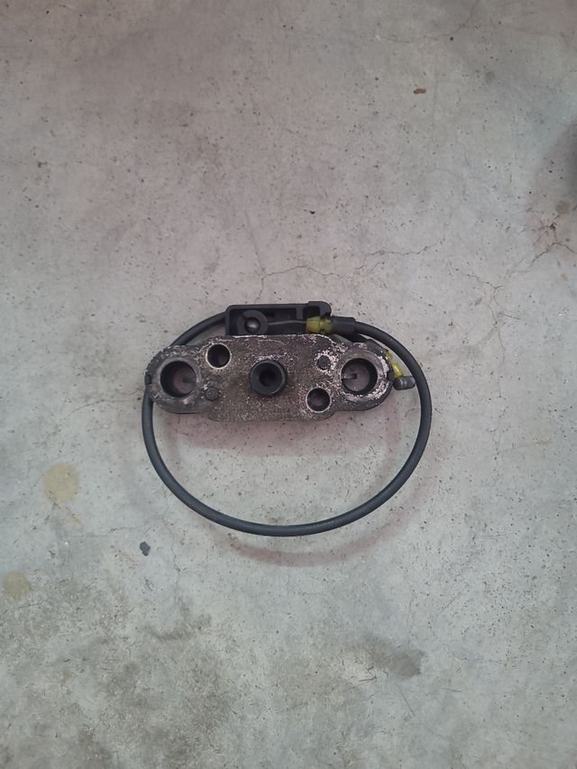 Cerradura asiento suzuki gsr 600