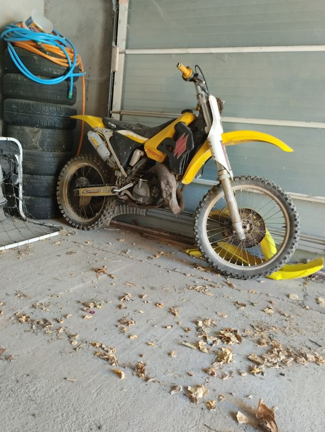 suzuki rm 125cc