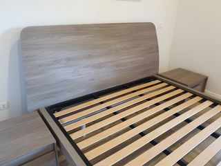 Letto matrimoniale + comodini