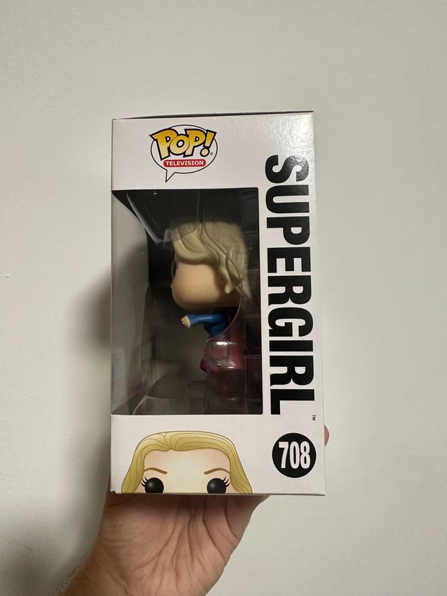 Funko Supergirl TV 708 second hand for 125 EUR in Almería in WALLAPOP