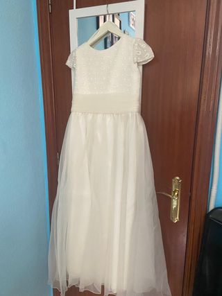 Vestido de comunión sencillo