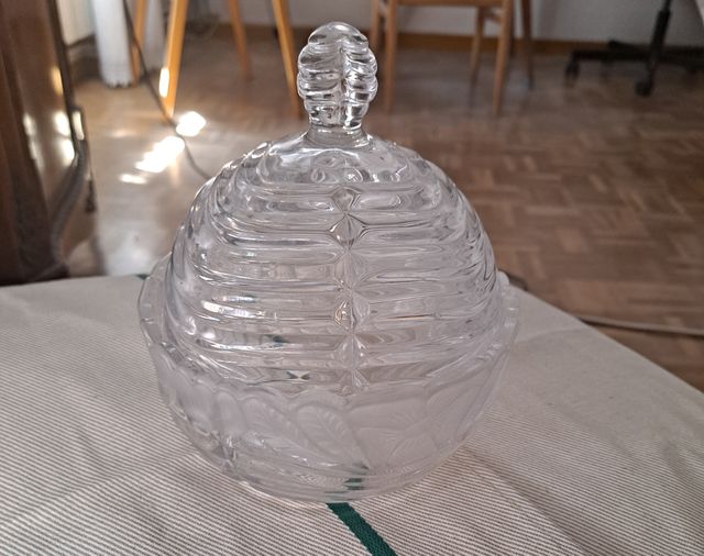 Bombonera cristal tallado