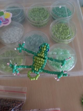 Ranita de abalorios.