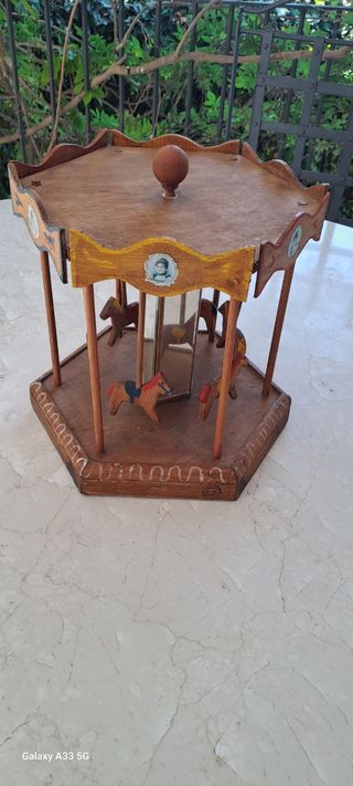 juguetes de madera antiguos de 2 norias pintados