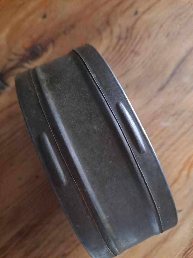 Scatola doppia in metallo/Scatola doppia in metallo antica