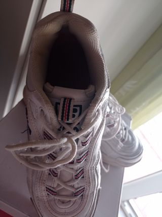 Zapatillas deportivas blancas Fila