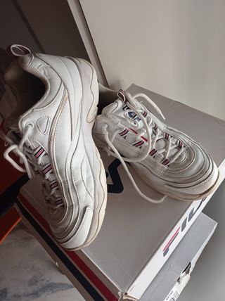 Zapatillas deportivas blancas Fila