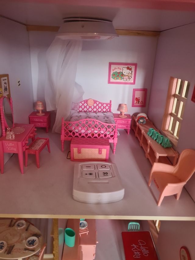 casita muñeca con mobiliario incluido