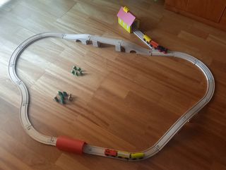 Juego básico tren madera Ikea