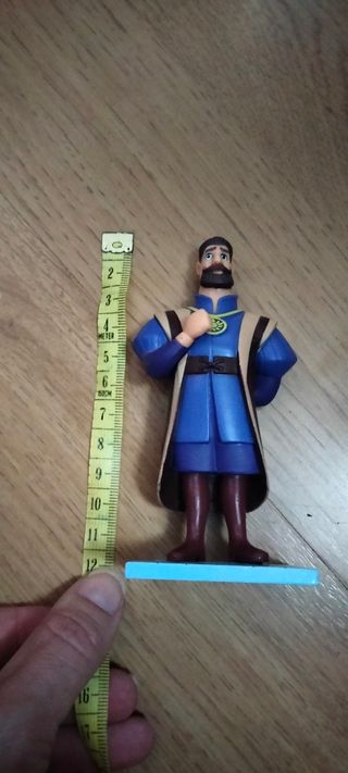 LOTE‼️4 FIGURAS DISNEY ENREDADOS