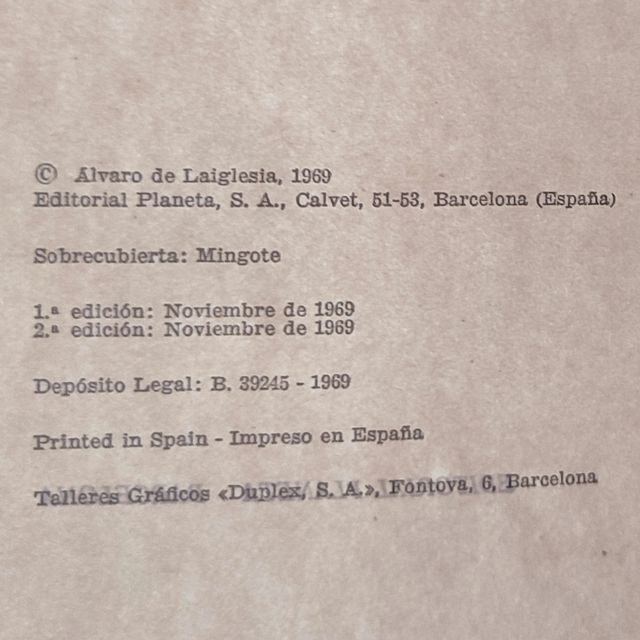 Cuéntaselo a tu tia (sin sobrecubierta)