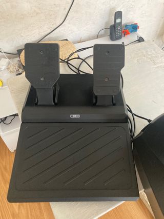 Volante y pedales ps4 u ps5