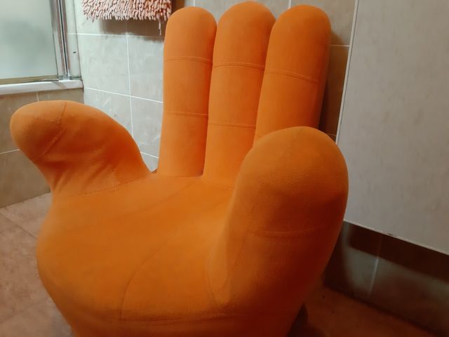 SILLÓN INFANTIL MANO
