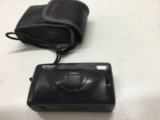 Cámara Fotos NIKON EF 100