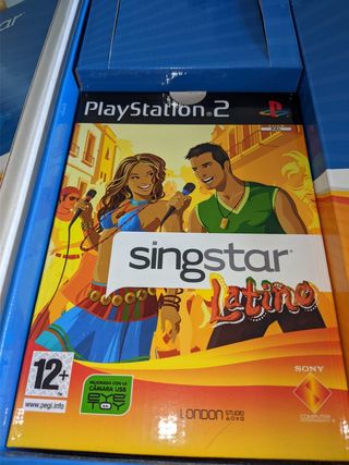 2 SingStar + 4 micros PlayStation 2