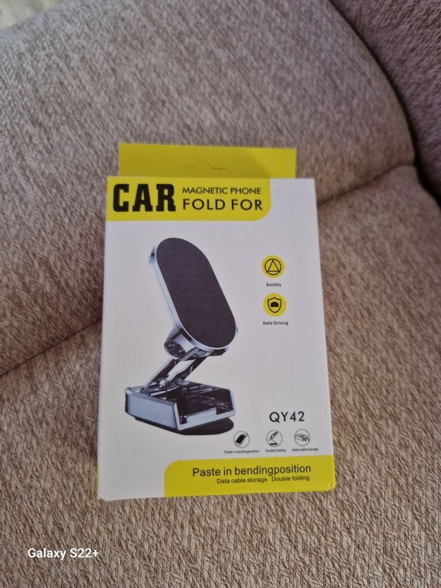 Suporte con iman para movil