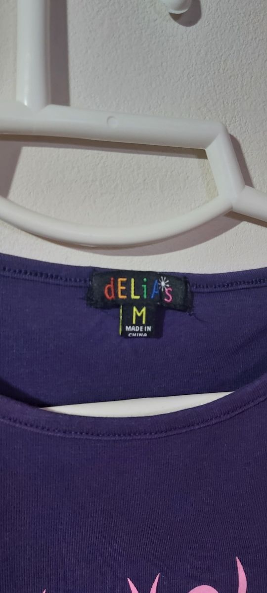 Camiseta lila delia's