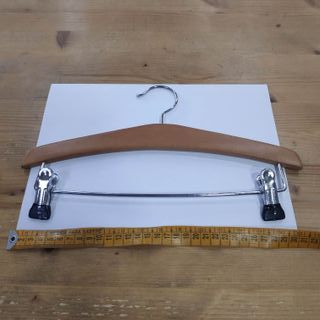 Percha madera cadete con pinzas