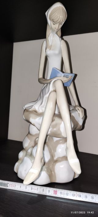 Figura de porcelana DAO-LLADRO