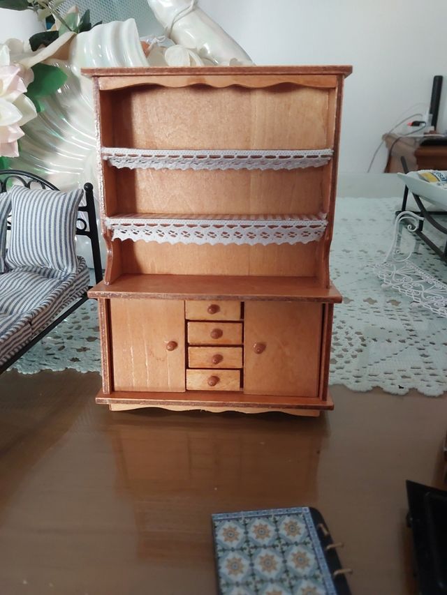 Muebles de casas de muñecas 