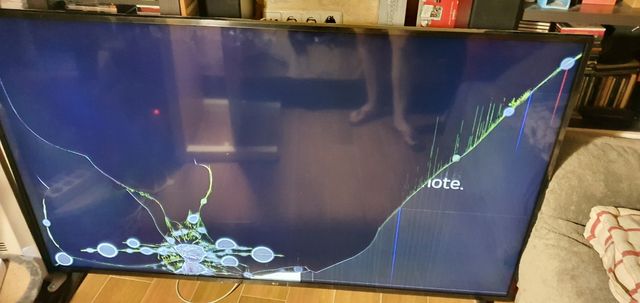 Televisor inteligente LG UQ751 ThinQ 4K Negro  65"