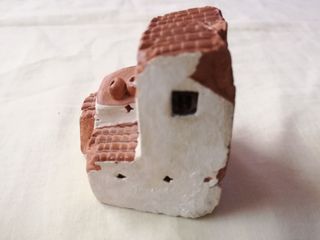 Casita artesanía de España de barro miniatura